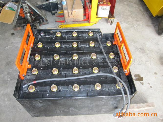 供应广东周边12v~72v牵引铅酸蓄电池 叉车配件电动叉车充电电池